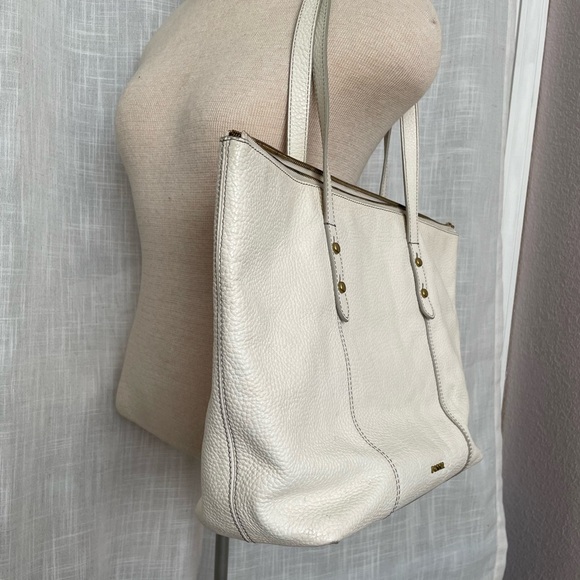 Fossil White Pebbled Leather Laptop Bag - Picture 5 of 7